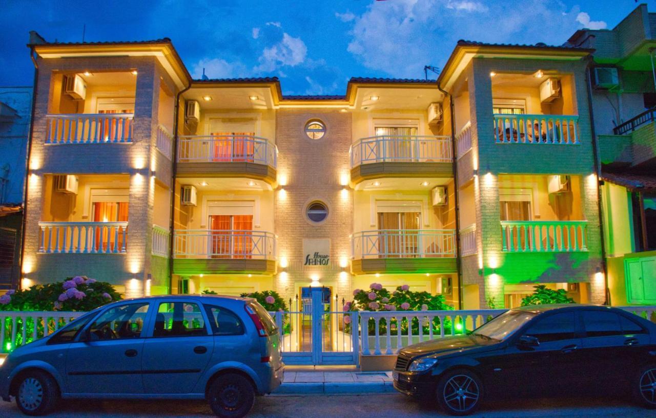 House Spanos Сарті Екстер'єр фото